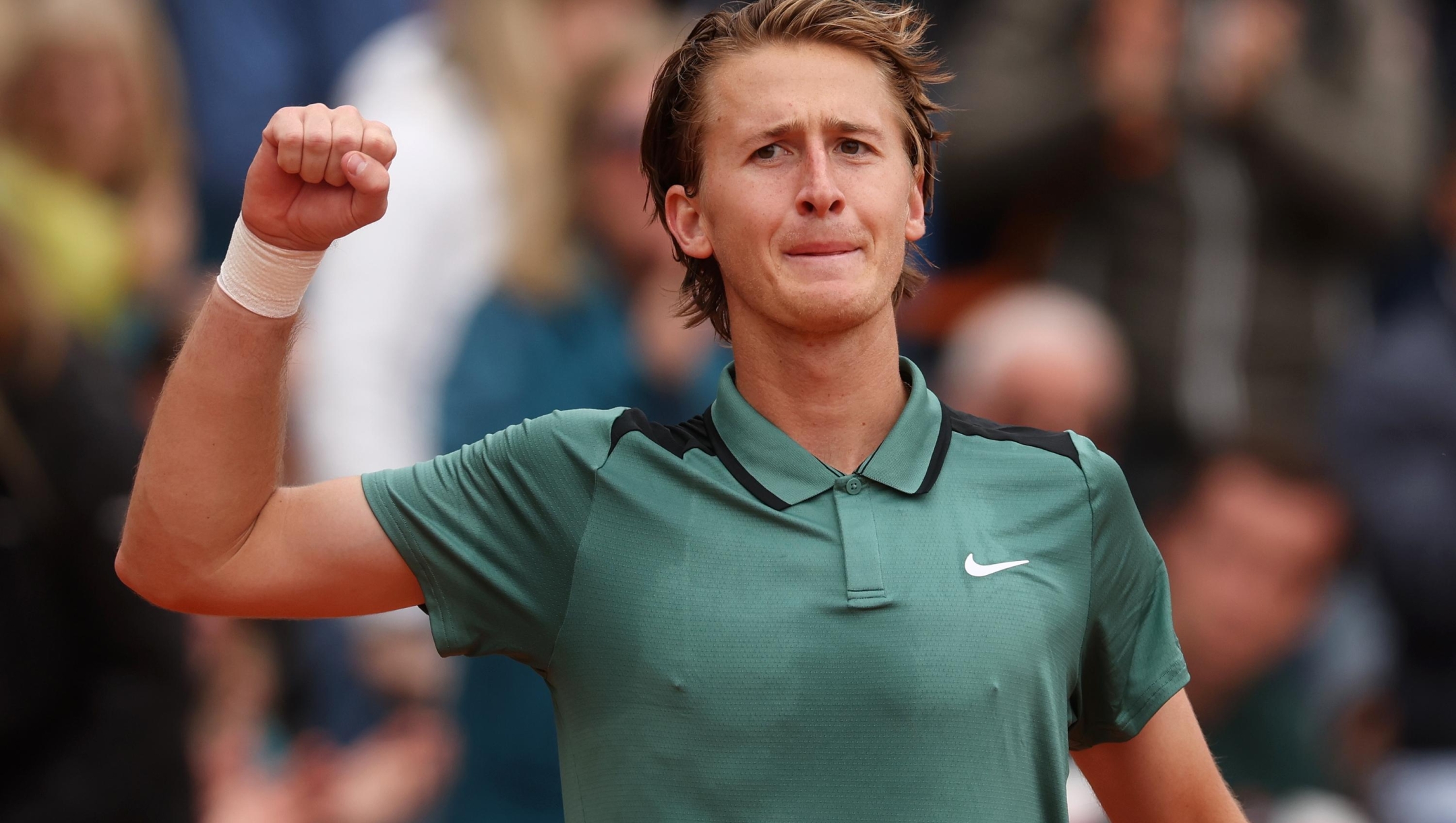 MONTE-CARLO, MONACO - APRIL 09: Sebastian Korda of United States celebrates after winning match point against Alejandro Davidovich Fokina of Spain during the Men's Singles First Round match on day three of the Rolex Monte-Carlo Masters at Monte-Carlo Country Club on April 09, 2024 in Monte-Carlo, Monaco. (Photo by Julian Finney/Getty Images)