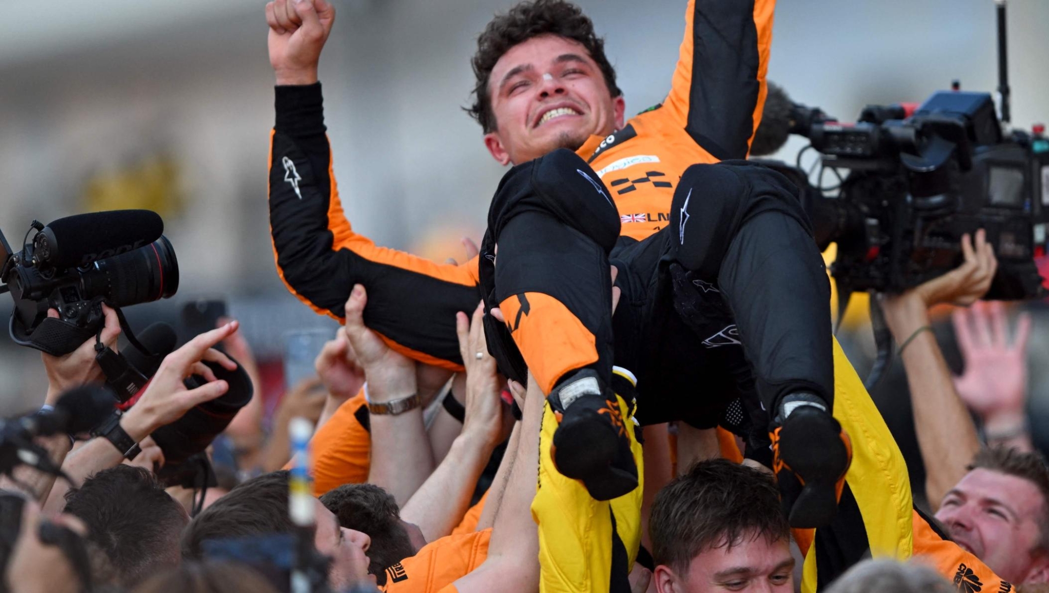 MIAMI, FLORIDA - MAY 05: Race winner Lando Norris of Great Britain and McLaren celebrates in parc ferme during the F1 Grand Prix of Miami at Miami International Autodrome on May 05, 2024 in Miami, Florida.   Rudy Carezzevoli/Getty Images/AFP (Photo by Rudy Carezzevoli / GETTY IMAGES NORTH AMERICA / Getty Images via AFP)