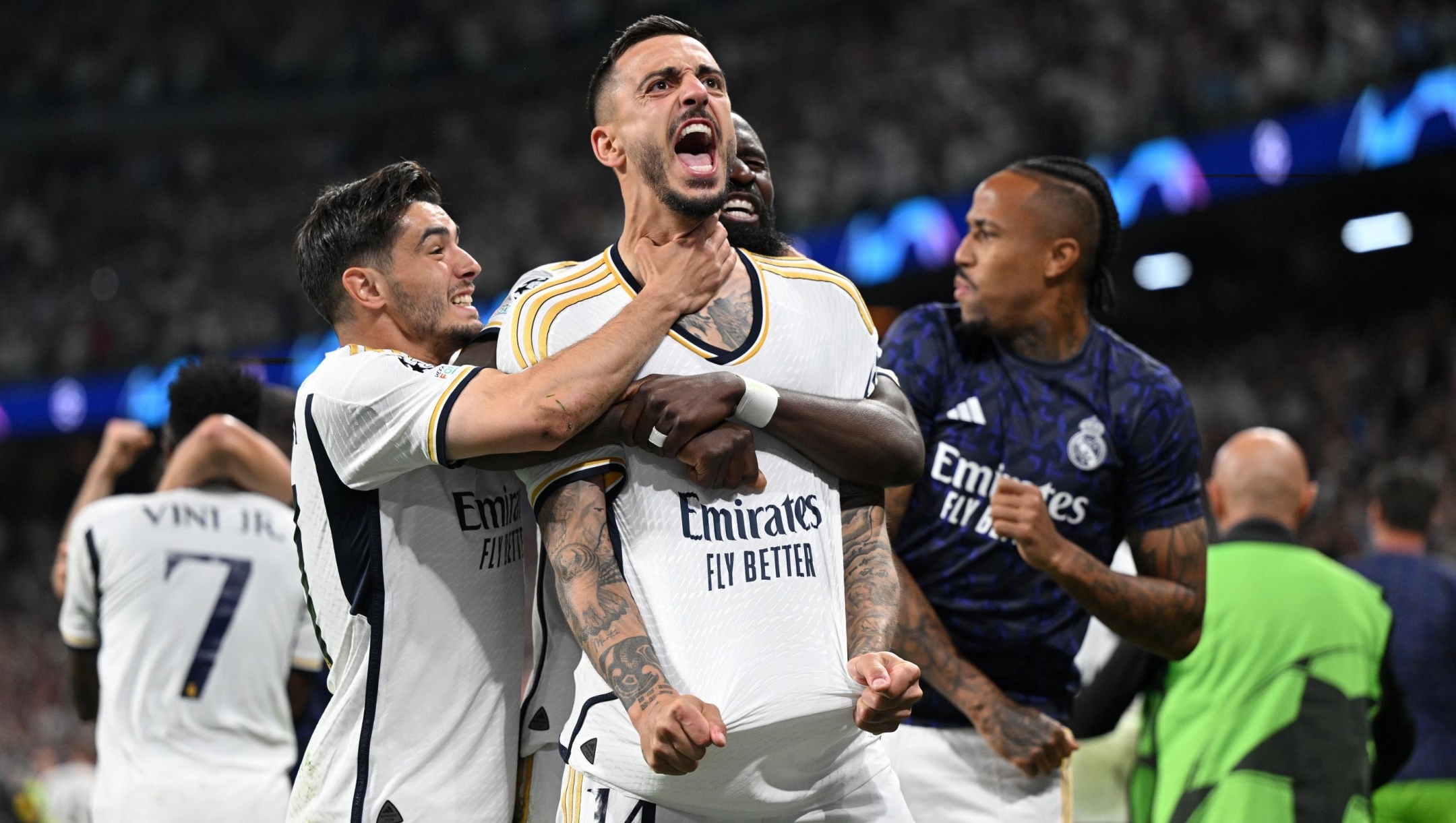 MADRID, SPAIN - MAY 08: Joselu of Real Madrid celebrates scoring his team's first goal during the UEFA Champions League semi-final second leg match between Real Madrid and FC Bayern München at Estadio Santiago Bernabeu on May 08, 2024 in Madrid, Spain. (Photo by David Ramos/Getty Images)