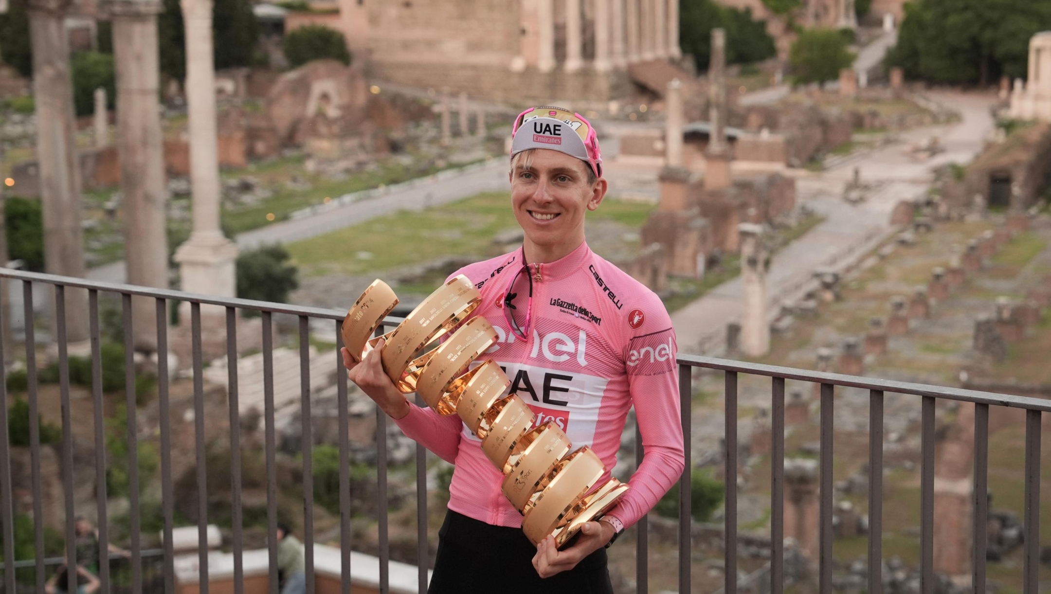 Poga?ar Tadej (Team Uae Emirates) pink jersey on as a winner of the Giro d'Italia pose with the trophy during the final stage 21 of the Giro d'Italia from Rome to Rome, Italy. Sunday, May 26, 2024 Sport cycling  (Photo by Massimo Paolone/Lapresse)
