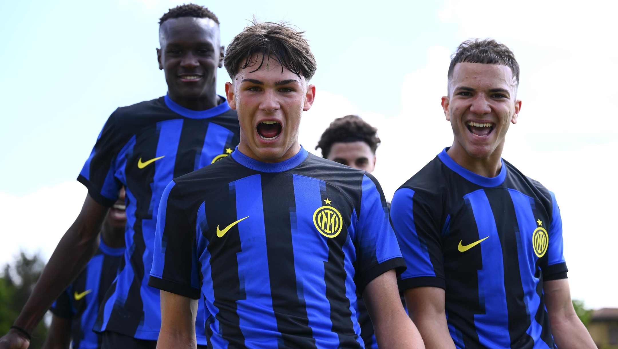 MILAN, ITALY - APRIL 25: Mattia Mosconi of FC Internazionale U17 celebrates after scoring the second goal with teammates during the match between FC Internazionale U17 and AC Milan U17 at Konamy Youth Development Centre in memory of Giacinto Facchetti on April 25, 2024 in Milan, Italy. (Photo by Mattia Pistoia - Inter/Inter via Getty Images)