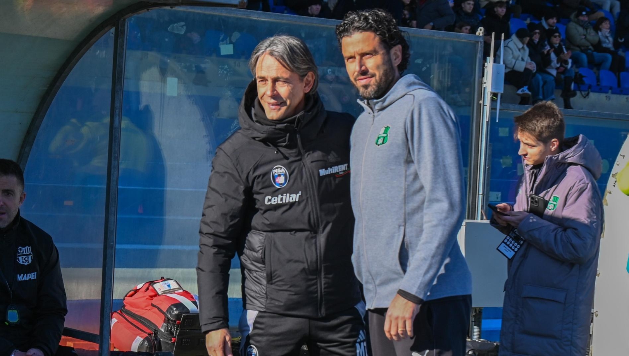 ...Fabio Grosso allenatore Sassuolo e Filippo Inzaghi allenatore Pisa durante la partita tra Pisa e Sassuolo del Campionato italiano di calcio SerieB BKT 2024/2025 - Stadio  Romeo Anconetani-Cetilar Arena Pisa, Italia - 26 Dicembre 2024 - Sport (foto di Alessandro La Rocca/LaPresse)