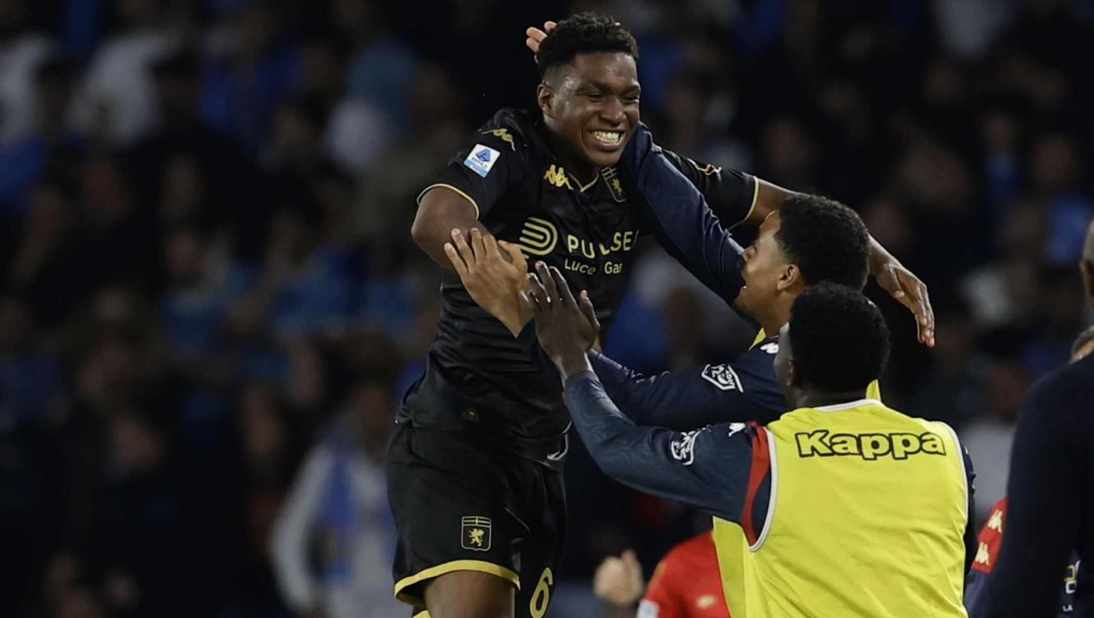 Honest Ahanor of Genoa celebrates after scoring a goal during the Serie A soccer match between Napoli and Genoa at the Diego Armando Maradona Stadium in Naples, southern italy -Sunday , May 11 , 2025. Sport - Soccer . (Photo by Alessandro Garofalo/LaPresse)