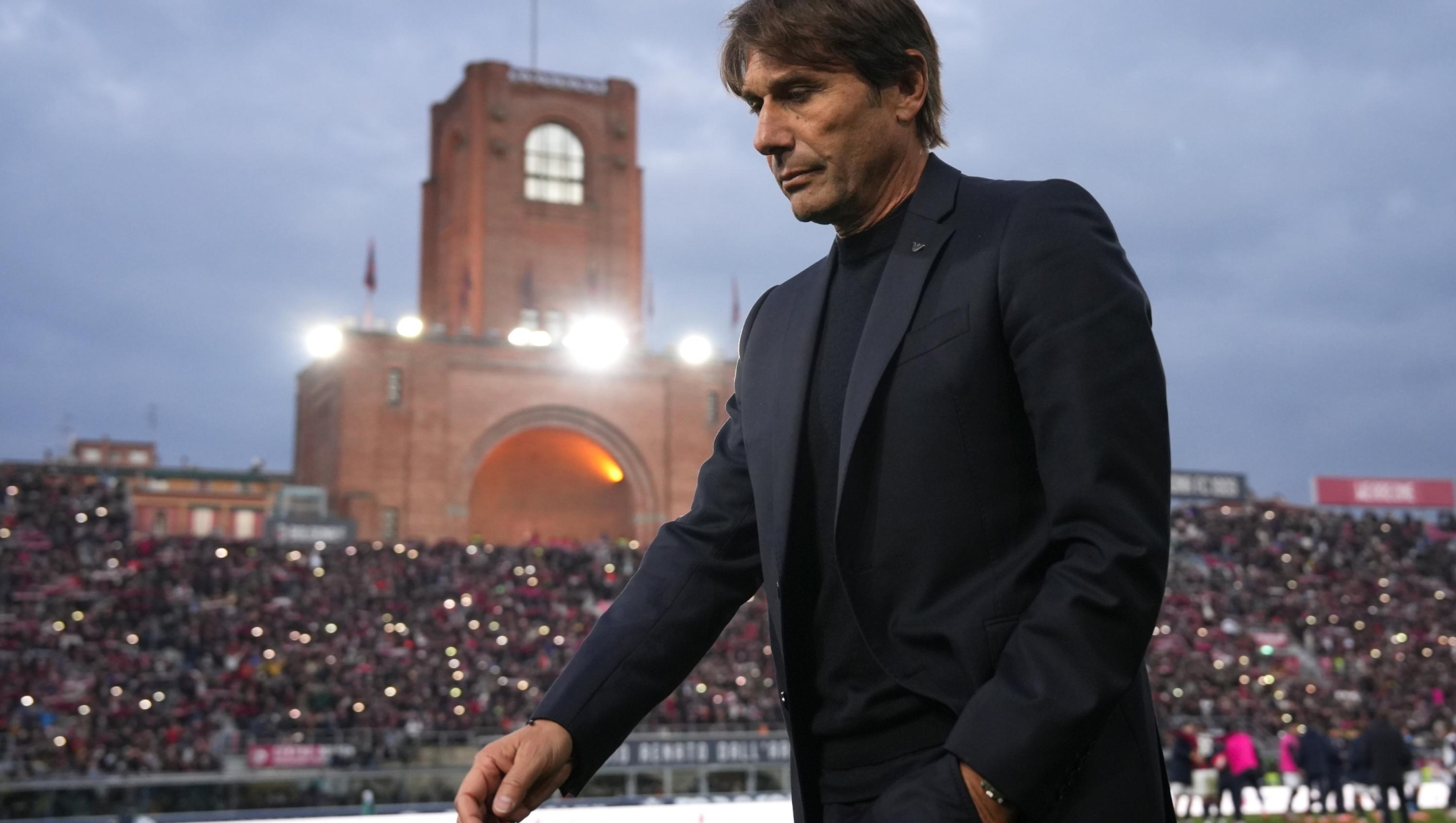 Napoli's head coach Antonio Conte leaves the field with head down at the end of the Serie A soccer match between Bologna and Napoli at the Renato Dallâ&#128;&#153;Ara Stadium in Bologna, north Italy - Sunday, November 9, 2025 - (Photo by Massimo Paolone/LaPresse)