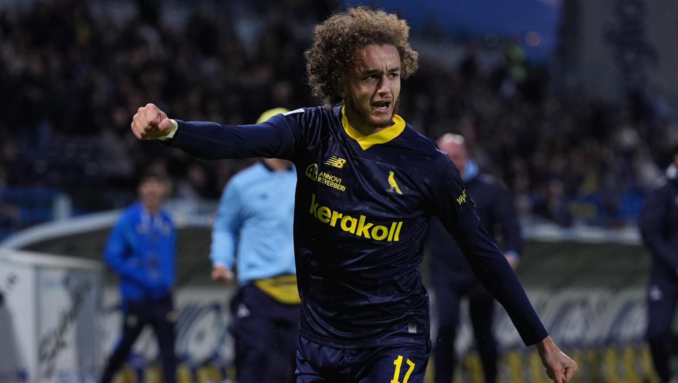Modena's Yanis Massolin celebrates after scoring during the Serie BKT soccer match between Frosinone and Modena at the Frosinone Benito Stirpe stadium, Italy - Saturday, November 8, 2025 - Sport  Soccer ( Photo by Alfredo Falcone/LaPresse )