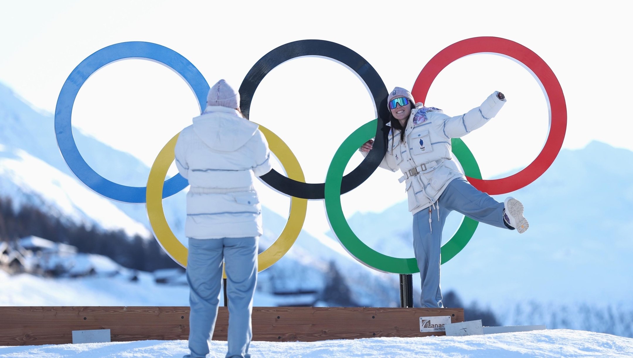  French athletes pose in front of Olympics Rings on February 01, 2026 in Livigno, Italy. The Milano Cortina 2026 Winter Olympics commence on February 6th, 2026. (Photo by Cameron Spencer/Getty Images)
