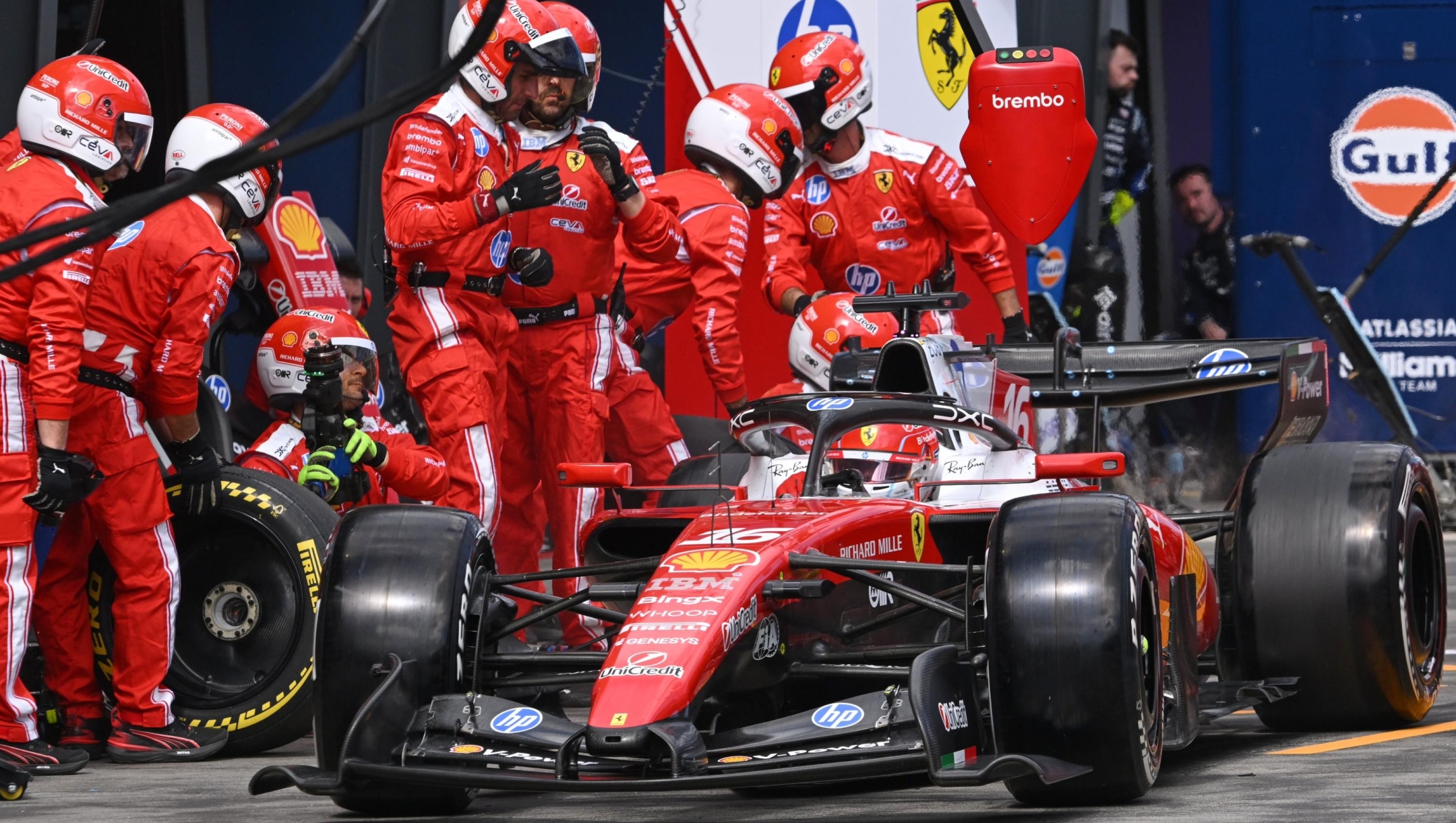 Ferrari driver Charles Leclerc of Monaco sees his car into pit lane after a pit stop during the Australian Formula One Grand Prix at Albert Park, in Melbourne, Australia, Sunday, March 8, 2026. (William West/Pool Photo via AP)





Associate Press/ LaPresse
Only Italy and Spain