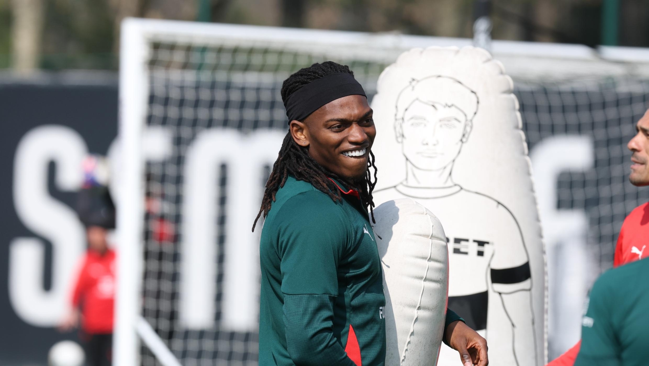 Rafael Leao of AC Milan in action during AC Milan training session at Milanello on March 13, 2026 in Cairate, Italy. (Photo by Claudio Villa/AC Milan via Getty Images)
