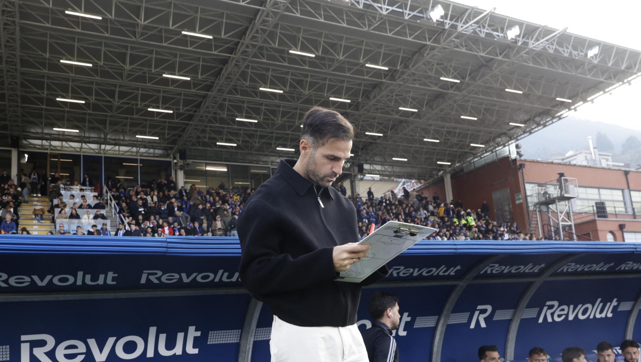 Cesc Fabregas plays during the Serie A match between Como 1907 and Cagliari Calcio at Giuseppe Sinigallia stadium in Como, Italy, on November 8, 2025. (Photo by Mairo Cinquetti/NurPhoto) (Photo by Mairo Cinquetti / NurPhoto via AFP)