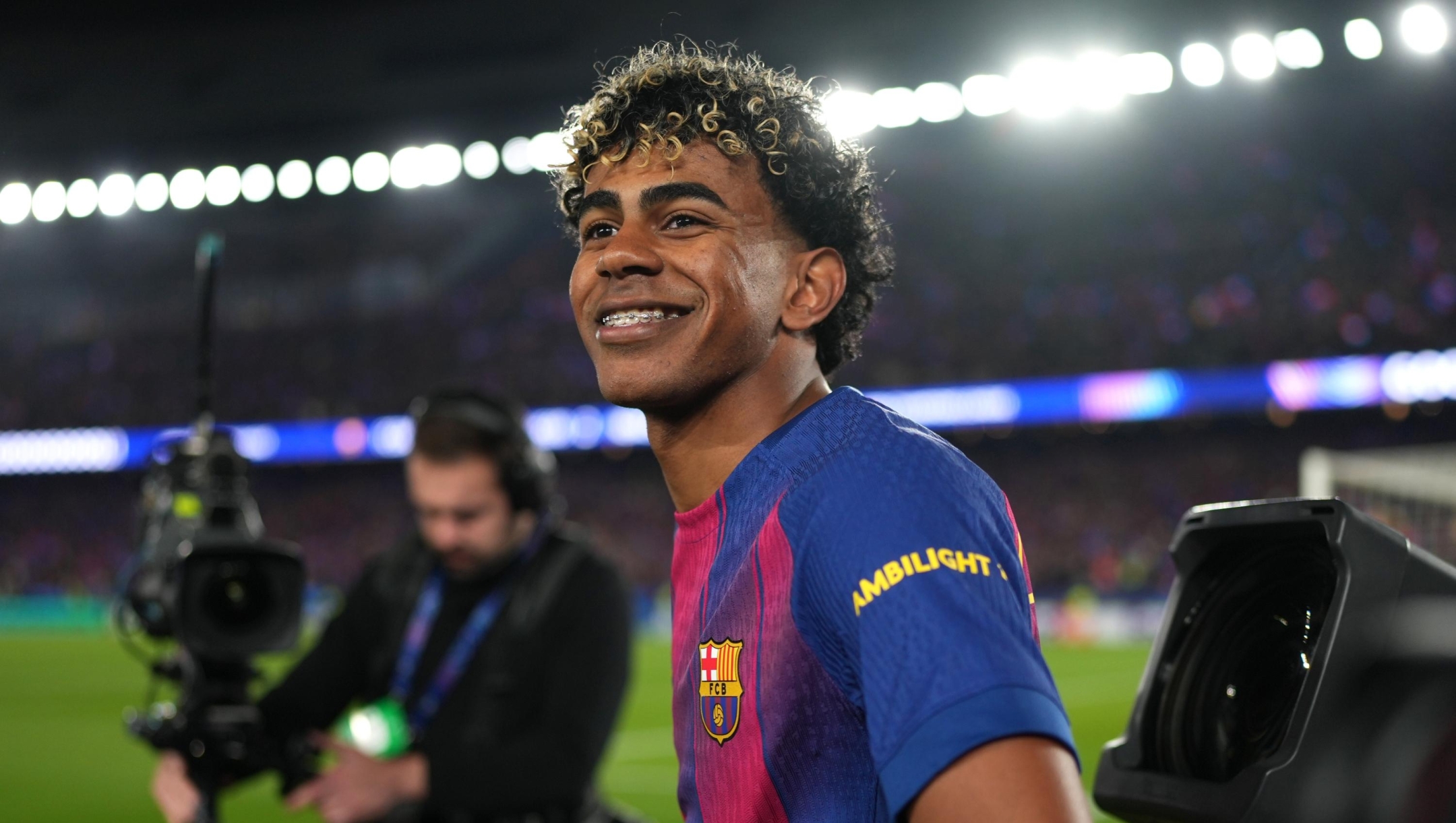  Lamine Yamal of FC Barcelona celebrates scoring his team's third goal from the penalty spot during the UEFA Champions League 2025/26 Round of 16 Second Leg match between FC Barcelona and Newcastle United FC at Camp Nou on March 18, 2026 in Barcelona, Spain. (Photo by Alex Caparros/Getty Images)
