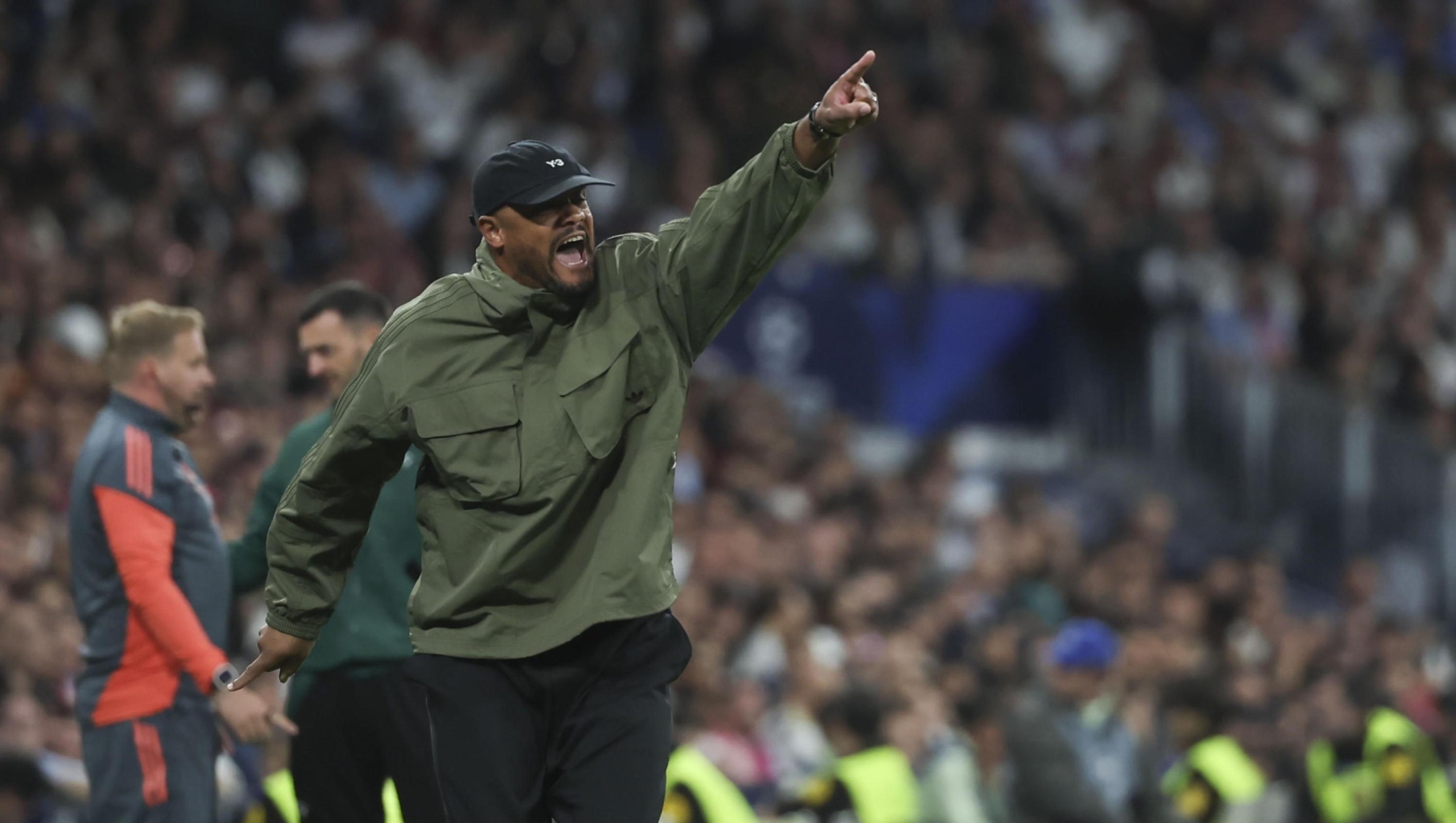 epa12874016 Bayern's head coach Vincent Kompany gestures during the UEFA Champions League quarter finals first leg soccer match between Real Madrid and Bayern Munich, in Madrid, Spain, 07 April 2026.  EPA/JUANJO MARTIN