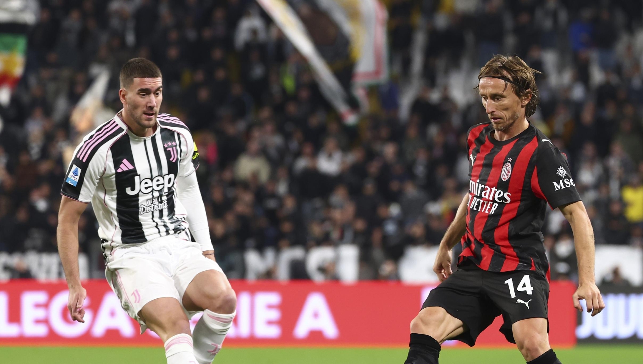  Luka Modric of AC Milan in action during the Serie A match between Juventus FC and AC Milan at Allianz Stadium on October 05, 2025 in Turin, Italy. (Photo by Giuseppe Cottini/AC Milan via Getty Images)
