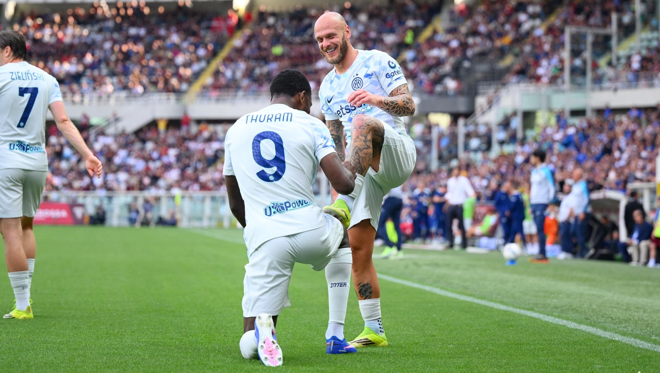  Marcus Thuram of FC Internazionale celebrates after scoring the first goal with Federico Dimarco of FC Internazionale during the Serie A match between Torino FC and FC Internazionale at Stadio Olimpico di Torino on April 26, 2026 in Turin, Italy. (Photo by Mattia Pistoia - Inter/Inter via Getty Images)