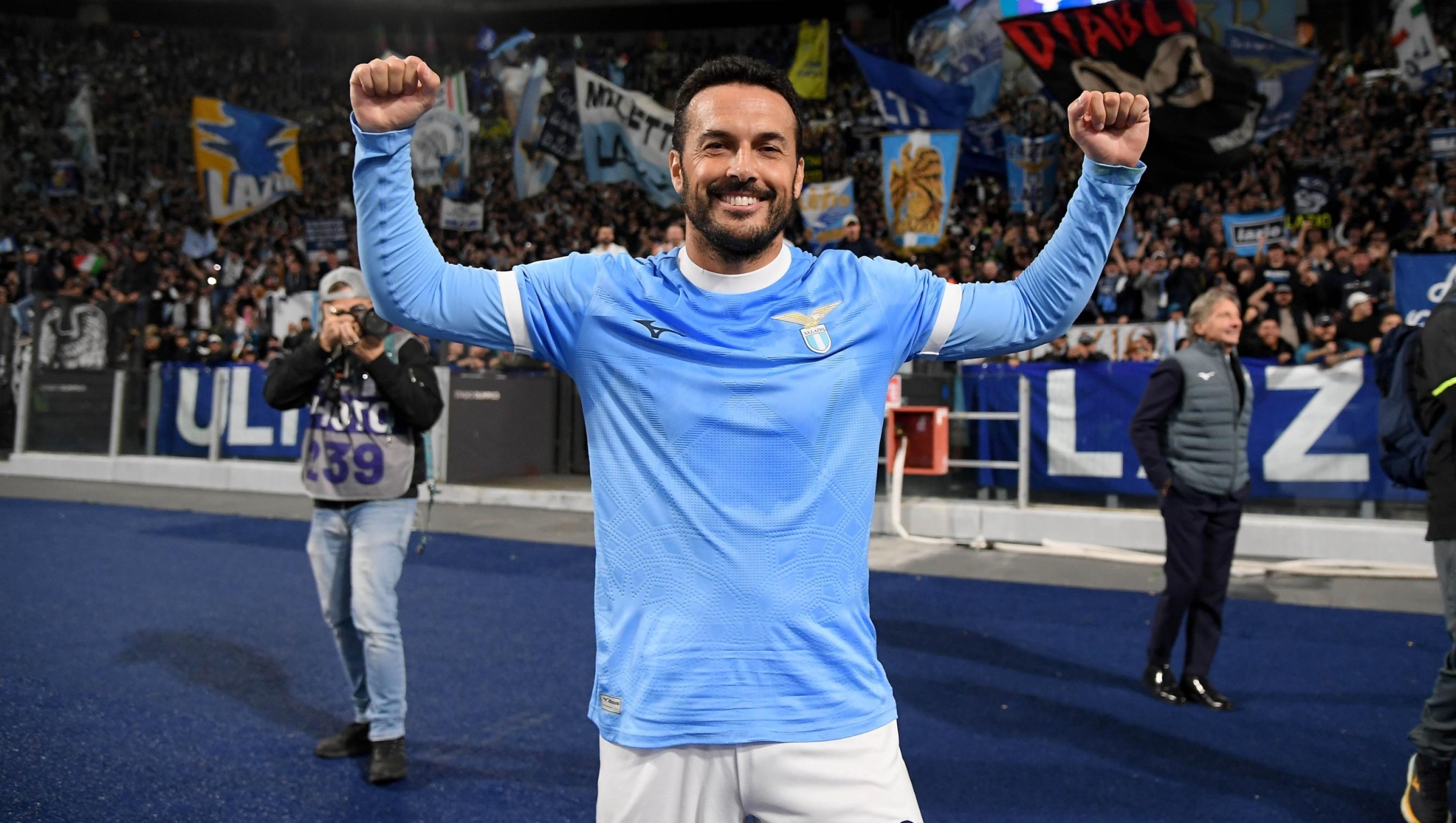  Pedro Rodriguez of SS Lazio celebrates a victory after the Serie A match between SS Lazio and Juventus FC at Stadio Olimpico on October 26, 2025 in Rome, Italy. (Photo by Marco Rosi - SS Lazio/Getty Images)