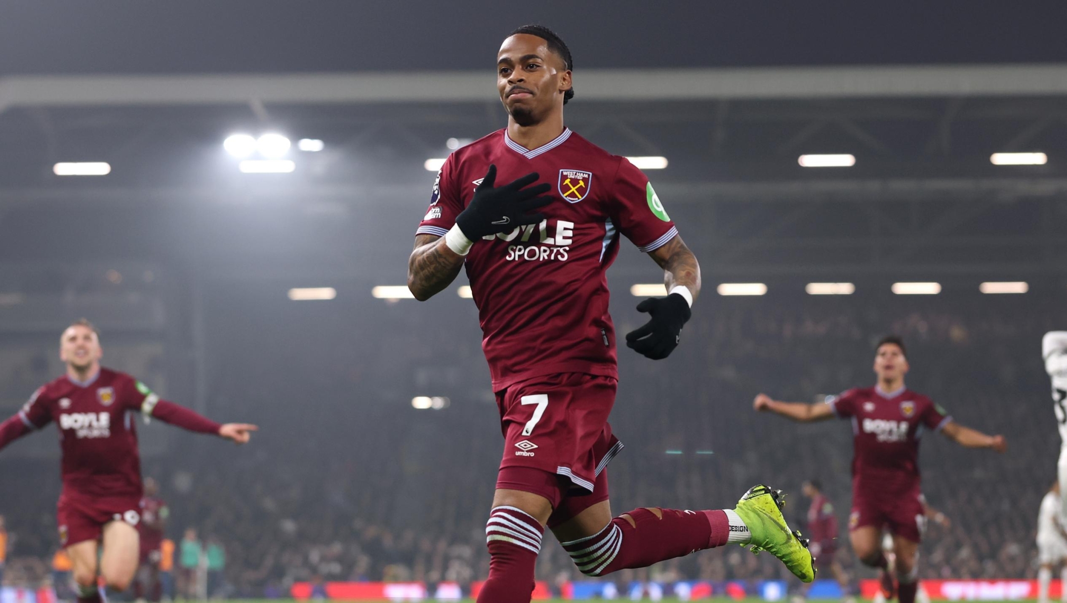  Crysencio Summerville of West Ham United celebrates scoring his team's first goal during the Premier League match between Fulham and West Ham United at Craven Cottage on March 04, 2026 in London, England. (Photo by Julian Finney/Getty Images)