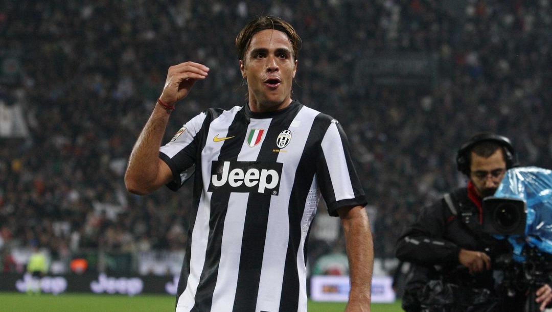 Matri e la sua classica esultanza, qui con la maglia della Juventus. Lapresse