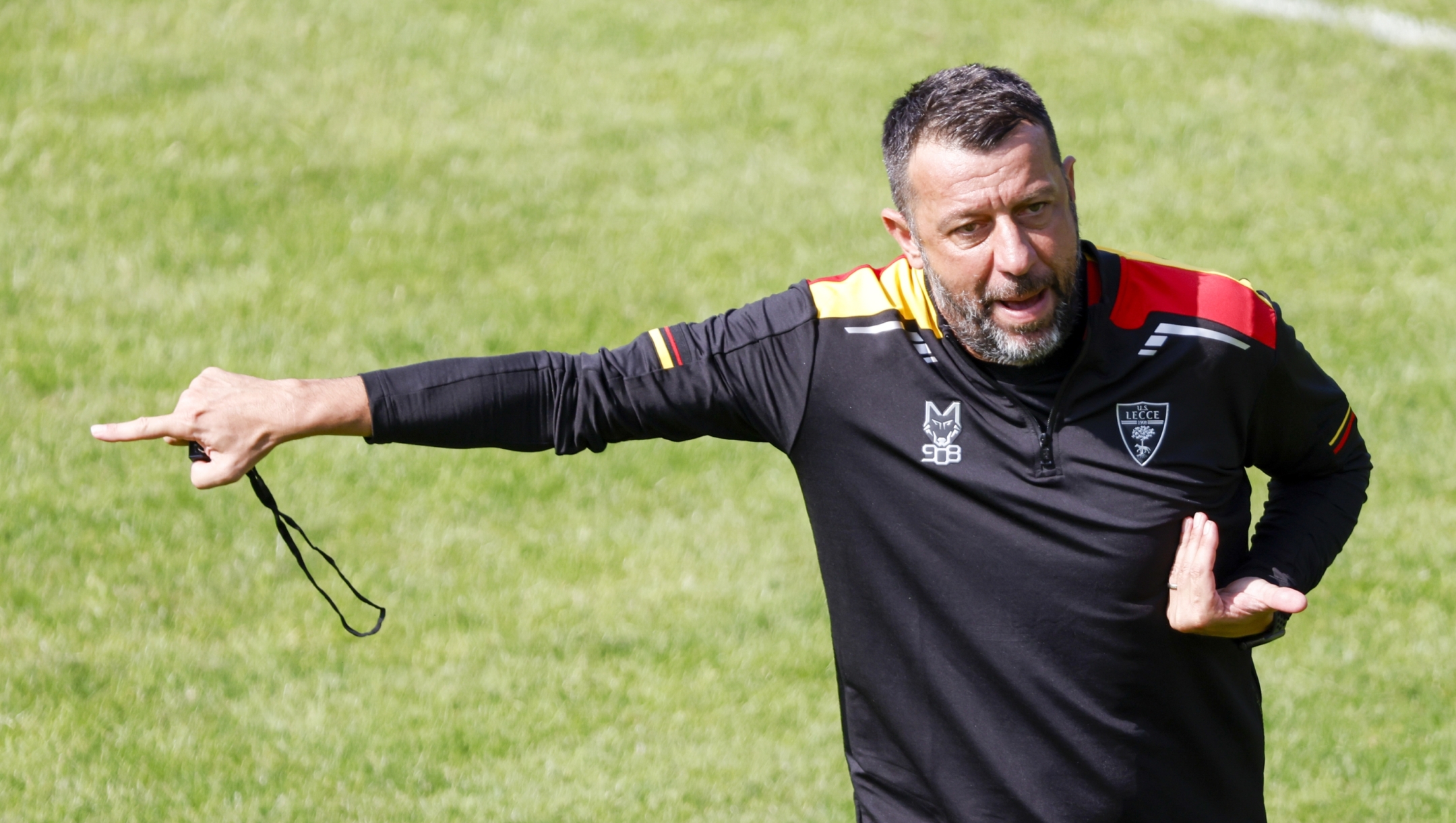 Foto Castaldi/LaPresse 18 Luglio 2023 - Folgaria , Italia - sport, calcio - Allenamento - Stadio  Centro Sportivo Mauro Marzari Nella foto: Roberto D'Aversa Coach (Lecce)  July 18, 2023 Folgaria, Italy - sport, calcio - Training - Centro Sportivo Mauro Marzari  Stadium. In the pic:  Roberto D'Aversa Coach (Lecce)