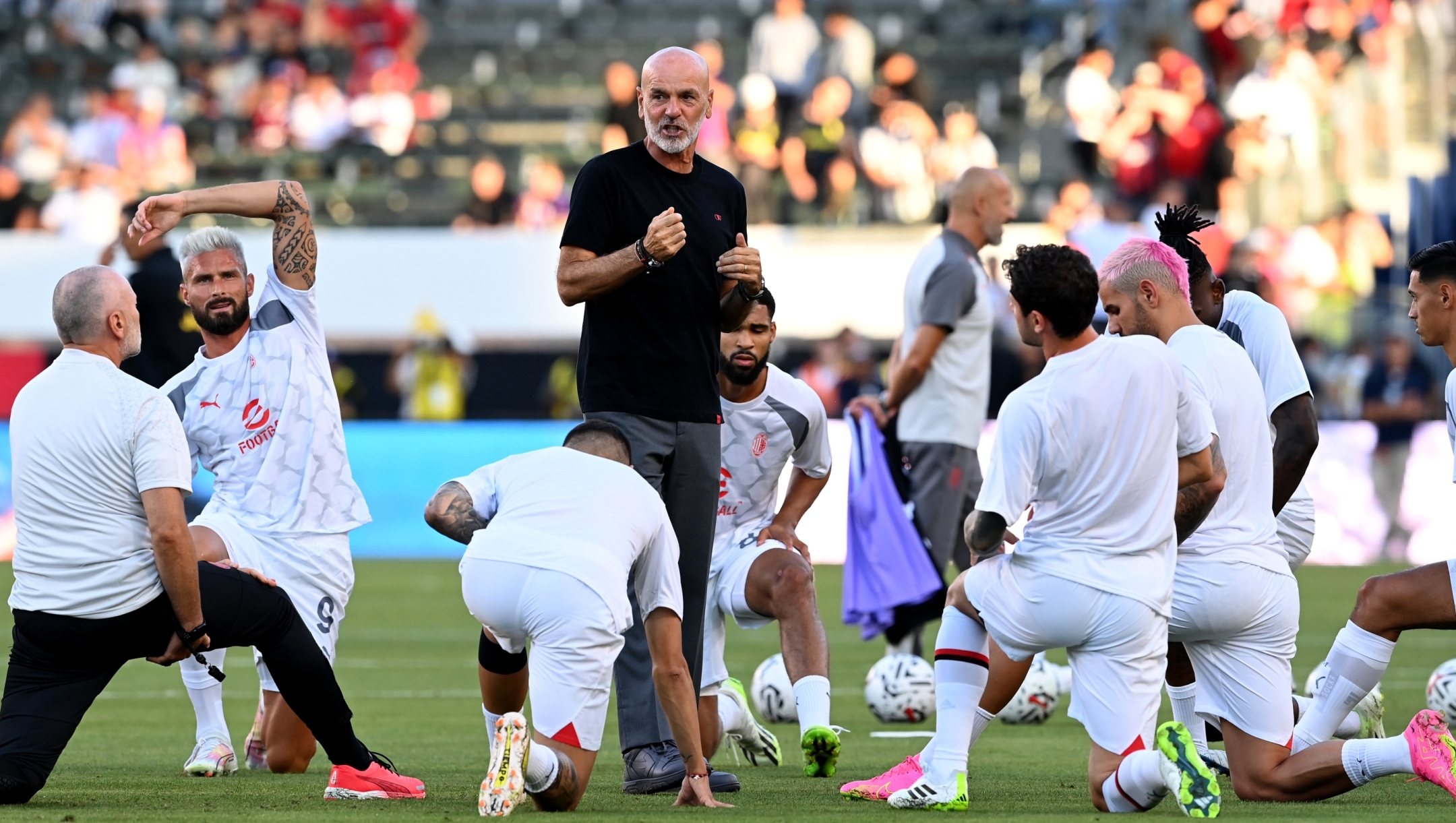 CARSON, CALIFORNIA - JULY 27:  AC Milan Head Coach Stefano Pioli looks on prior to the Pre-Season Friendly match between Juventus and AC Milan at Dignity Health Sports Park on July 27, 2023 in Carson, California. (Photo by Claudio Villa/AC Milan via Getty Images)