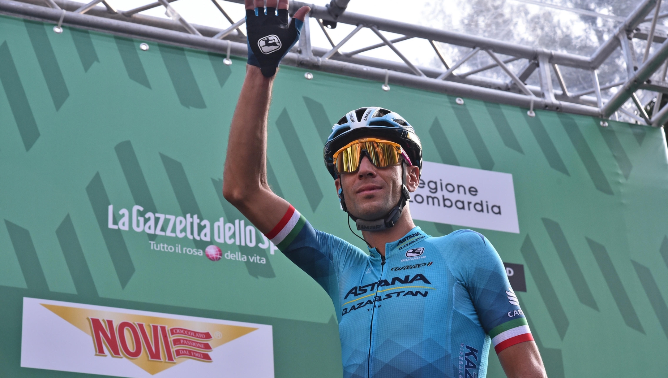 Team AstanaÂ?s Vincenzo Nibali of Italy at the start of the 116th edition of the Giro di Lombardia (Tour of Lombardy), a 253 km cycling race from Bergamo to Como, 8 October 2022. ANSA/MICHELE MARAVIGLIA