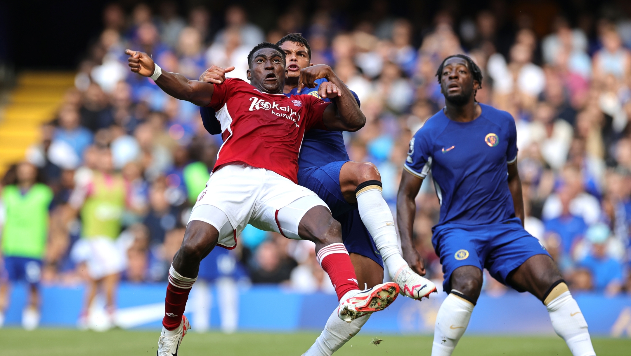 LONDON, ENGLAND - SEPTEMBER 02:  Taiwa Awoniyi of Nottingham Forest controls the ball as Thiago Silva challenges during the Premier League match between Chelsea FC and Nottingham Forest at Stamford Bridge on September 02, 2023 in London, England. (Photo by David Rogers/Getty Images)