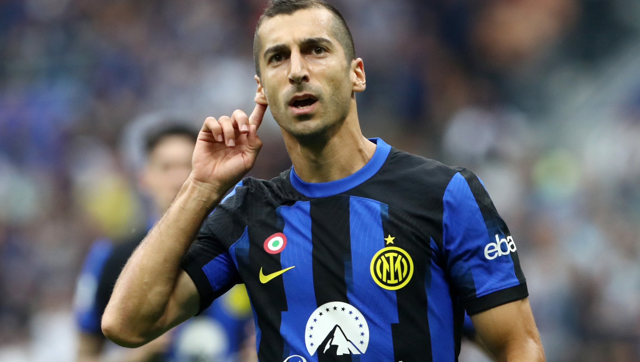 MILAN, ITALY - SEPTEMBER 16: Henrikh Mkhitaryan of Inter Milan celebrates after scoring their sides first goal during the Serie A TIM match between FC Internazionale and AC Milan at Stadio Giuseppe Meazza on September 16, 2023 in Milan, Italy. (Photo by Marco Luzzani/Getty Images)