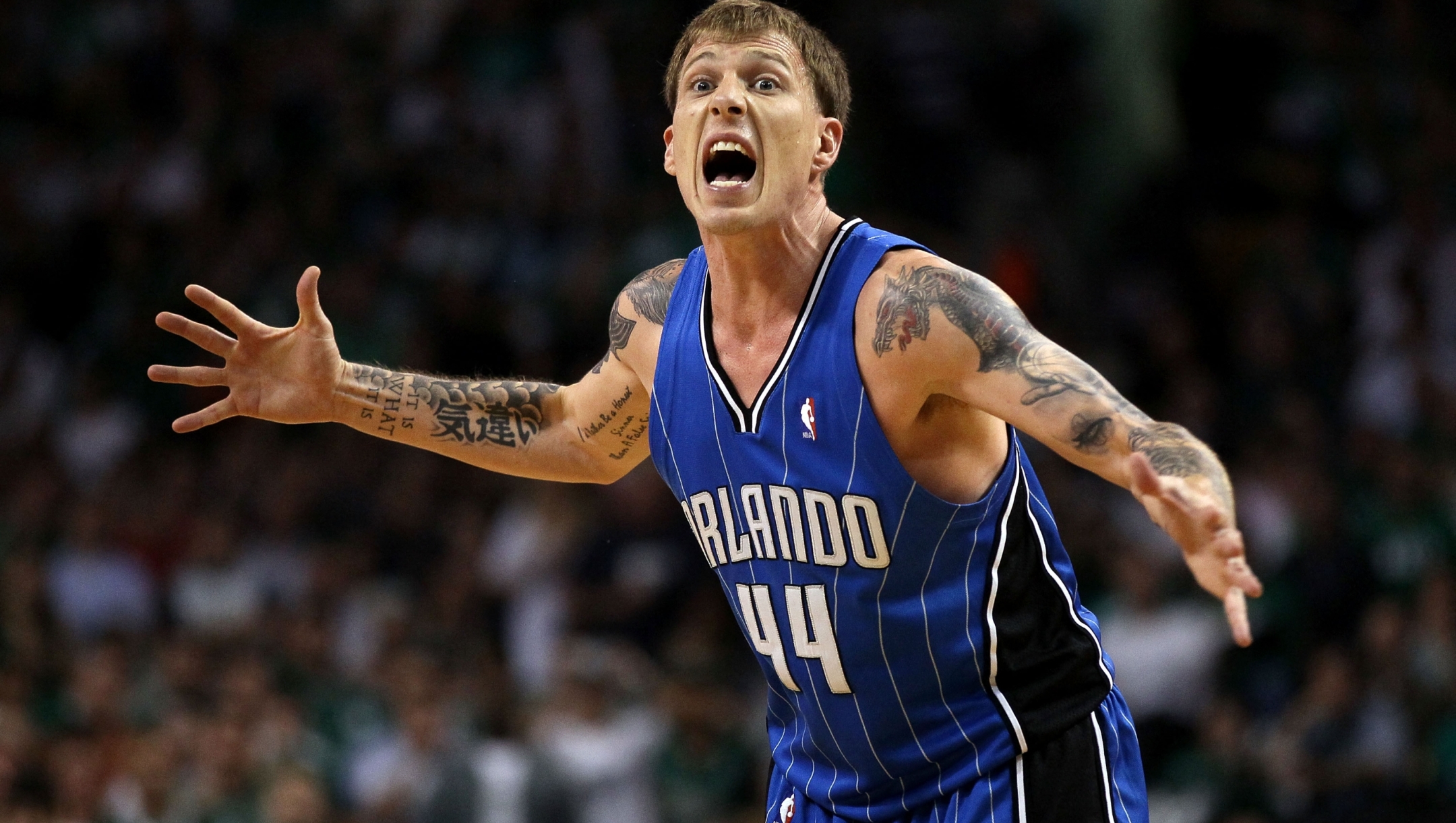 BOSTON - MAY 28: Jason Williams #44 of the Orlando Magic reacts against the Boston Celtics in Game Six of the Eastern Conference Finals during the 2010 NBA Playoffs at TD Garden on May 28, 2010 in Boston, Massachusetts. NOTE TO USER: User expressly acknowledges and agrees that, by downloading and/or using this Photograph, user is consenting to the terms and conditions of the Getty Images License Agreement.   Elsa/Getty Images/AFP (Photo by ELSA / GETTY IMAGES NORTH AMERICA / Getty Images via AFP)