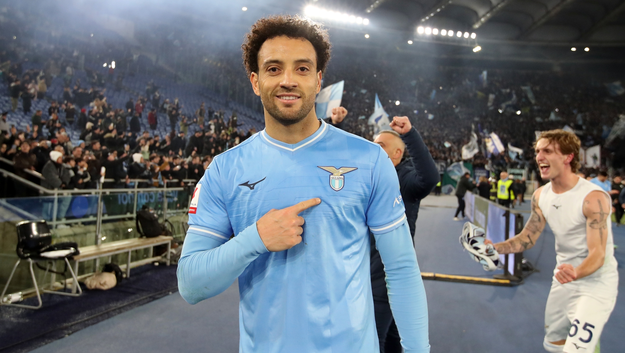 ROME, ITALY - JANUARY 10: Felipe Anderson of SS Lazio celebrates following the team's victory in the Coppa Italia match between SS Lazio and AS Roma at Stadio Olimpico on January 10, 2024 in Rome, Italy. (Photo by Paolo Bruno/Getty Images)