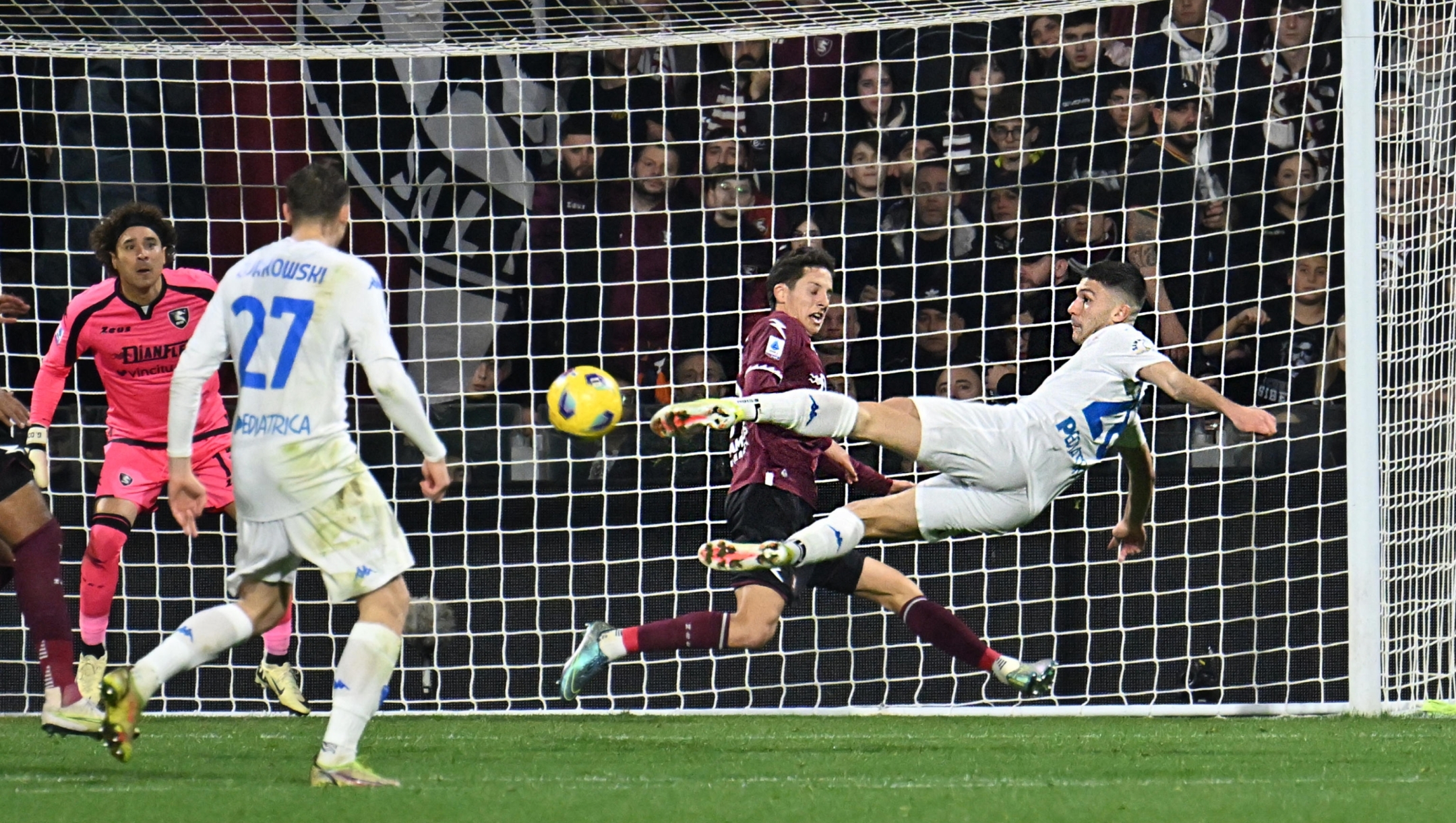 Empoli's Nicolò Cambiaghi in action during the Italian Serie A soccer match US Salernitana vs Empoli FC at the Arechi stadium in Salerno, Italy, 09 February 2024. ANSA/MASSIMO PICA