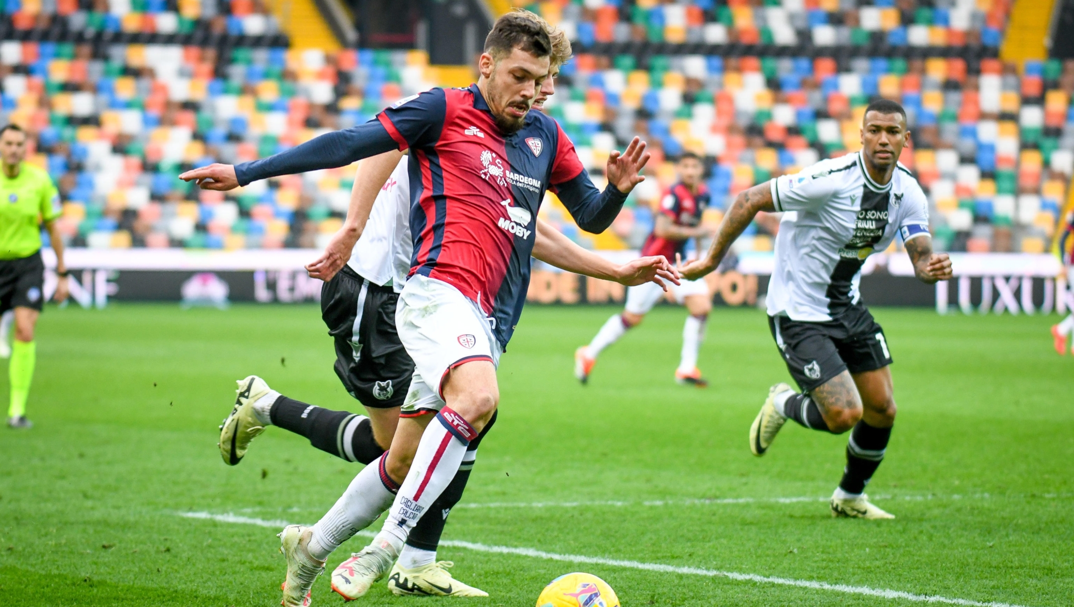 Cagliari's Gianluca Gaetano in action during the italian soccer Serie A match between Udinese Calcio vs Cagliari Calcio on february 18, 2024 at the Bluenergy stadium in Udine, Italy. ANSA/Ettore Griffoni