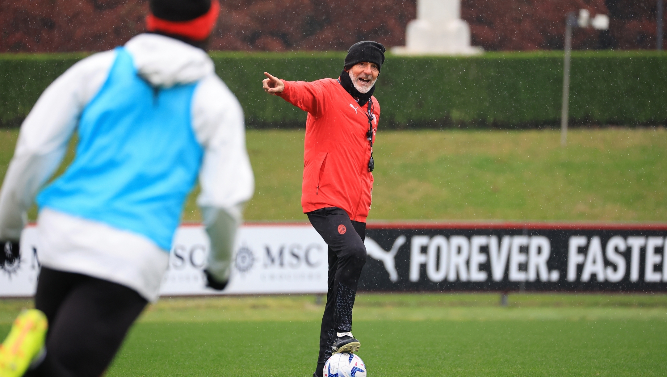 CAIRATE, ITALY - MARCH 27: Stefano Pioli Head coach of AC Milan gestures during an AC Milan Training Session at Milanello on March 27, 2024 in Cairate, Italy. (Photo by Giuseppe Cottini/AC Milan via Getty Images)