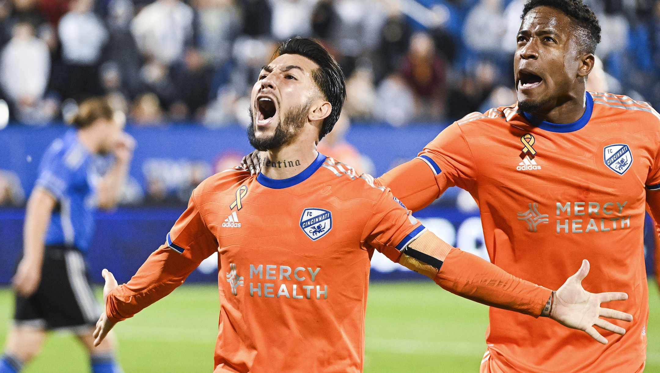 FC Cincinnati's Luciano Acosta, left, reacts after scoring on a penalty kick against CF Montreal during the second half of an MLS soccer match Wednesday, Sept. 20, 2023, in Montreal. (Graham Hughes/The Canadian Press via AP)