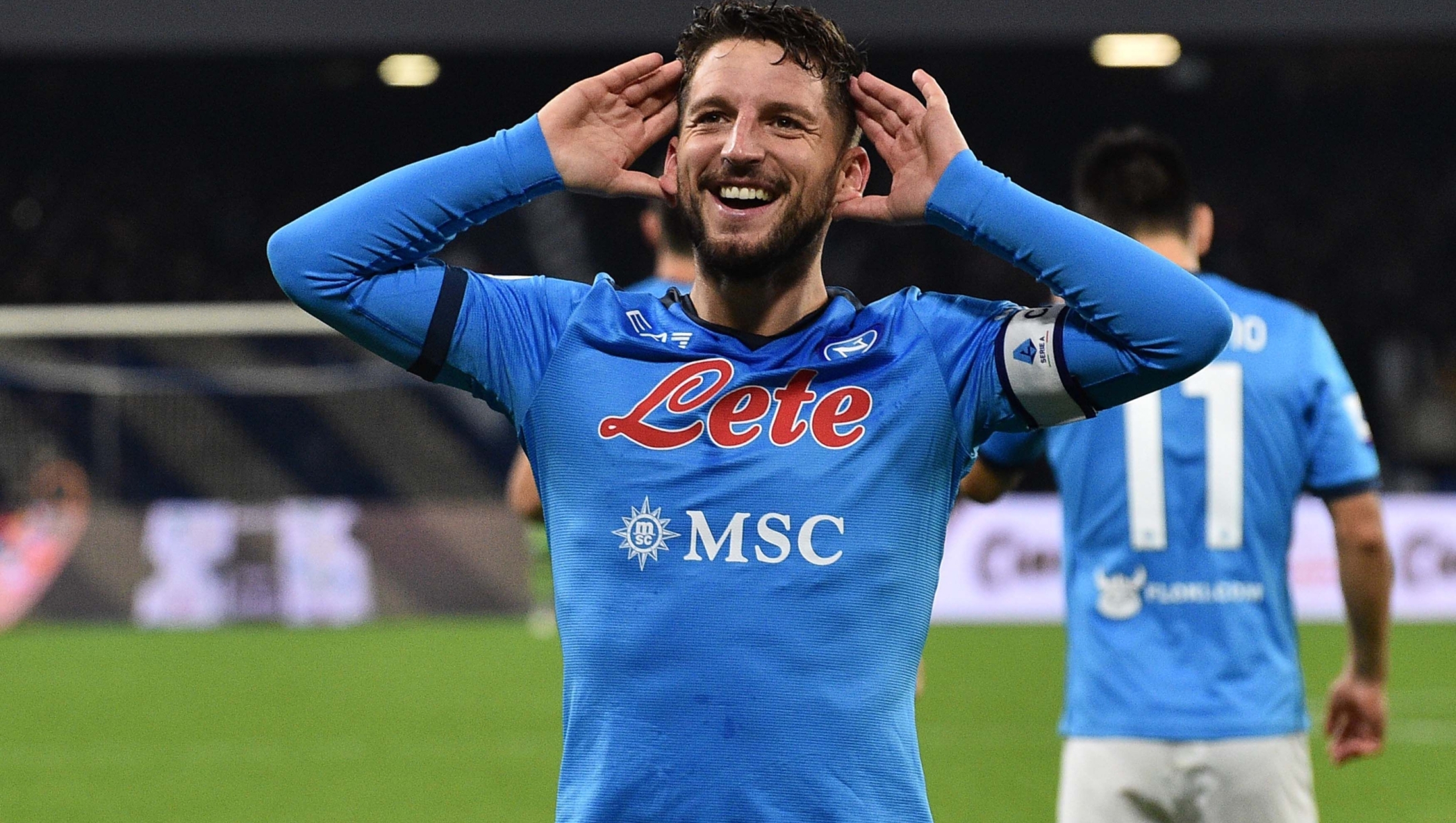 NAPLES, ITALY - DECEMBER 04: Dries Mertens of Napoli celebrates after scoring the second goal of Napoli during the Serie A match between SSC Napoli and Atalanta BC at Stadio Diego Armando Maradona on December 04, 2021 in Naples, Italy. (Photo by SSC NAPOLI/SSC NAPOLI via Getty Images)