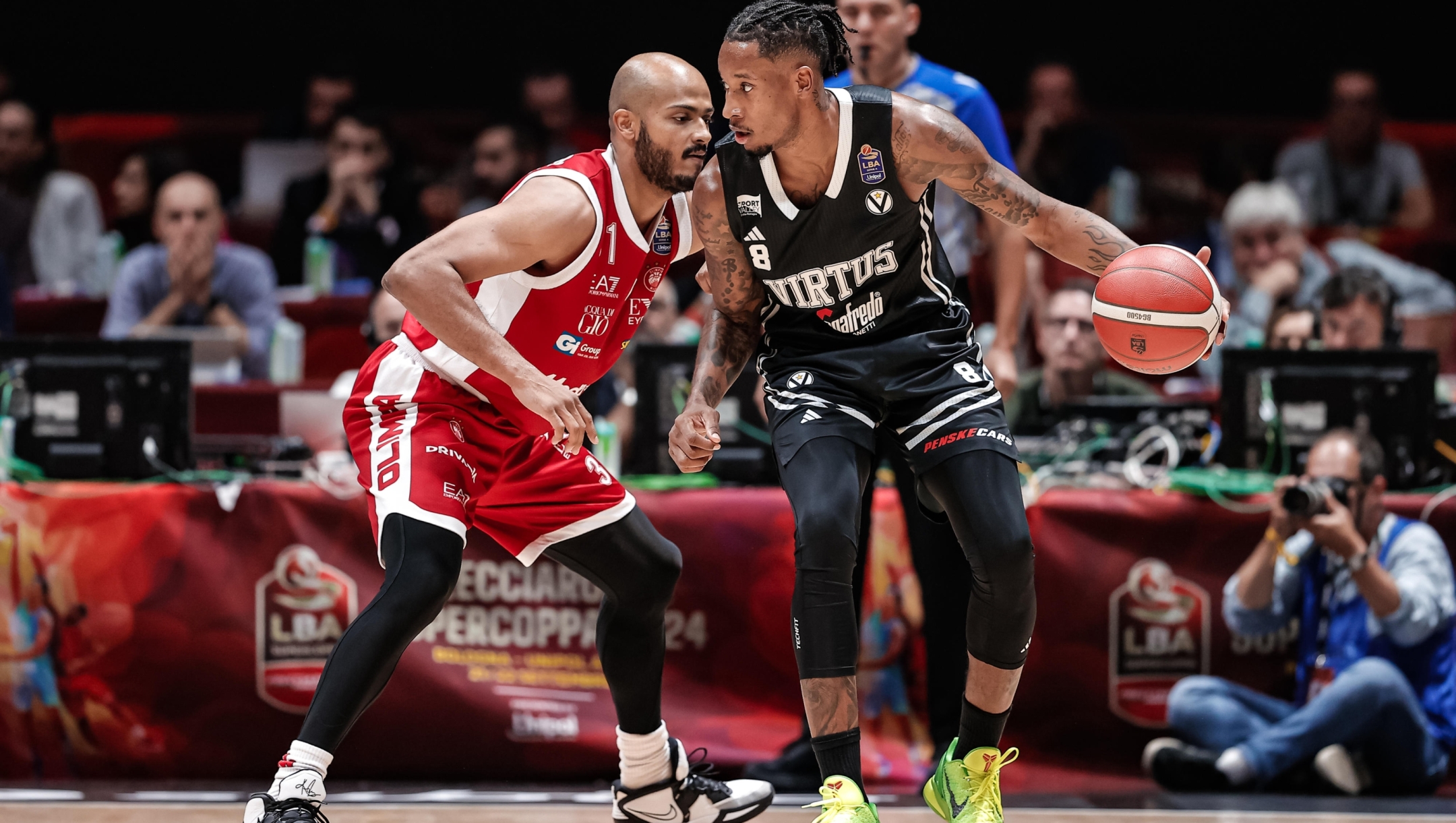 Shavon Shields, Will Clyburn EA7 Emporio Armani Olimpia Milano - Segafredo Virtus Bologna FrecciaRossa SuperCoppa 2024 Finale Casalecchio, 22/09/2024 Foto MarcoBrondi // CIAMILLO-CASTORIA