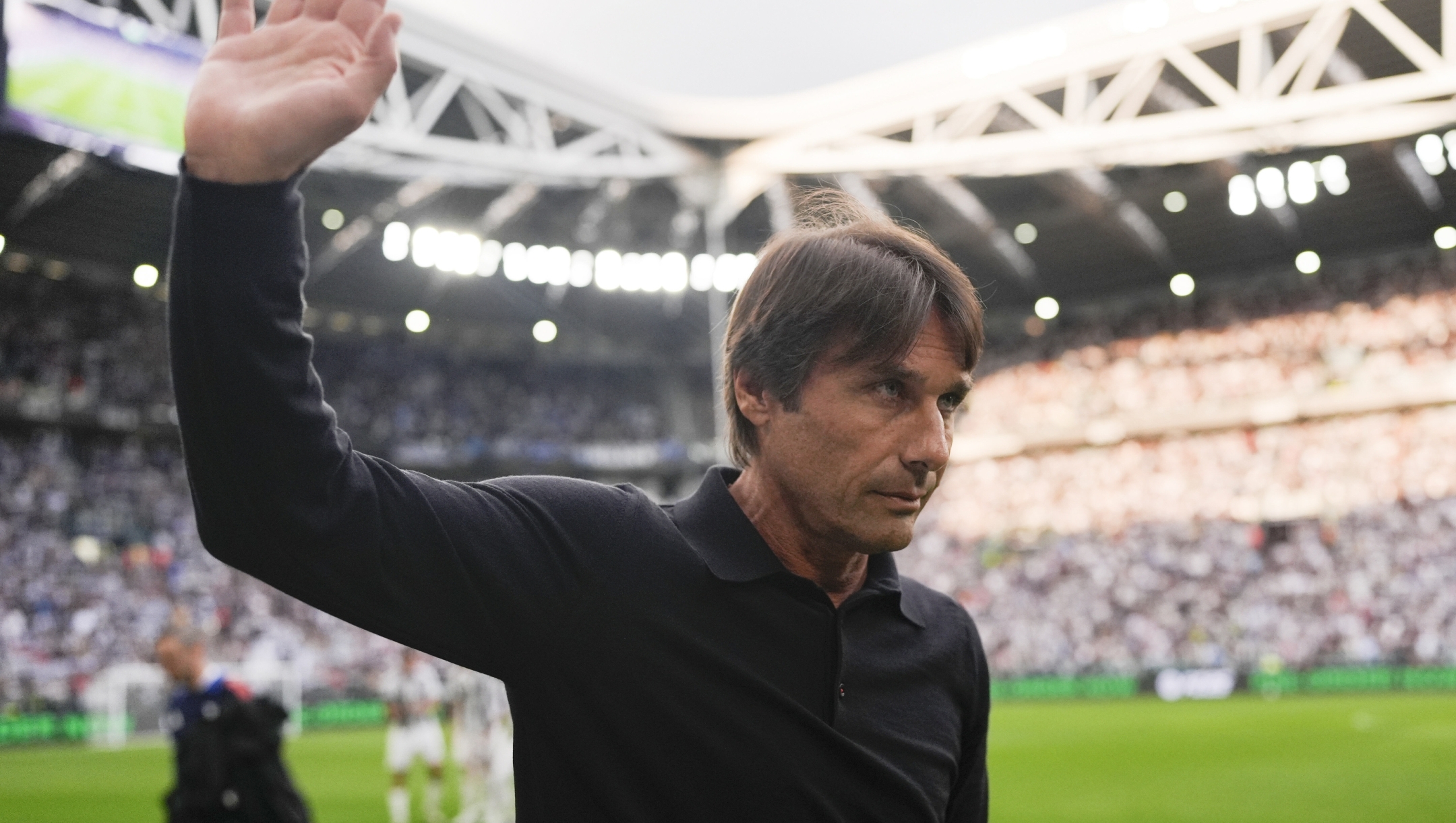 Napoli?s head coach Antonio Conte before the Serie A soccer match between Juventus Fc and SSC Napoli at the Juventus Stadium in Turin, north west Italy - September 21, 2024. Sport - Soccer (Photo by Fabio Ferrari/LaPresse)