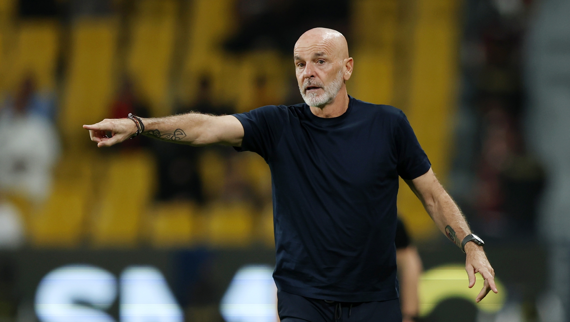 RIYADH, SAUDI ARABIA - NOVEMBER 22: Stefano Pioli, Head Coach of Al Nassr, gestures during the Saudi Pro League match between Al-Nassr and Al-Qadsiah at Al Awwal Park on November 22, 2024 in Riyadh, Saudi Arabia. (Photo by Yasser Bakhsh/Getty Images)