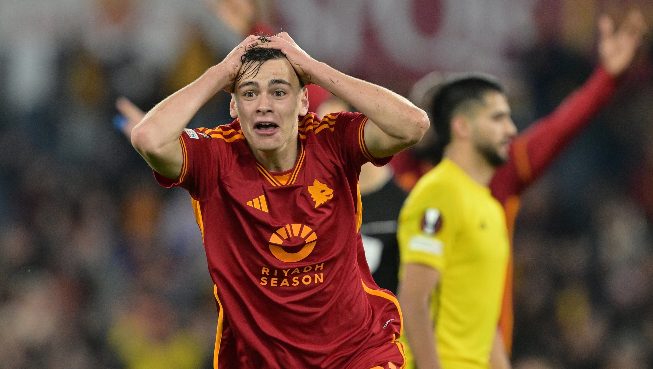 Foto Alfredo Falcone/LaPresse 14 Dicembre 2023 - Roma, Italia - sport, calcio - Roma vs Sheriff Tiraspol - Uefa Europa League 2023-2024 Girone G - Stadio Olimpico di Roma. Nella foto: esultanza Niccolo' Pisilli (61 AS Roma)

Foto Alfredo Falcone/LaPresse December 14, 2023 Rome, Italy - sport, soccer - Roma vs Sheriff Tiraspol - Uefa Europe League 2023-2024 Group G - Olimpic Stadium ?n Rome.
In the pic: Niccolo' Pisilli (61 AS Roma) celebrates