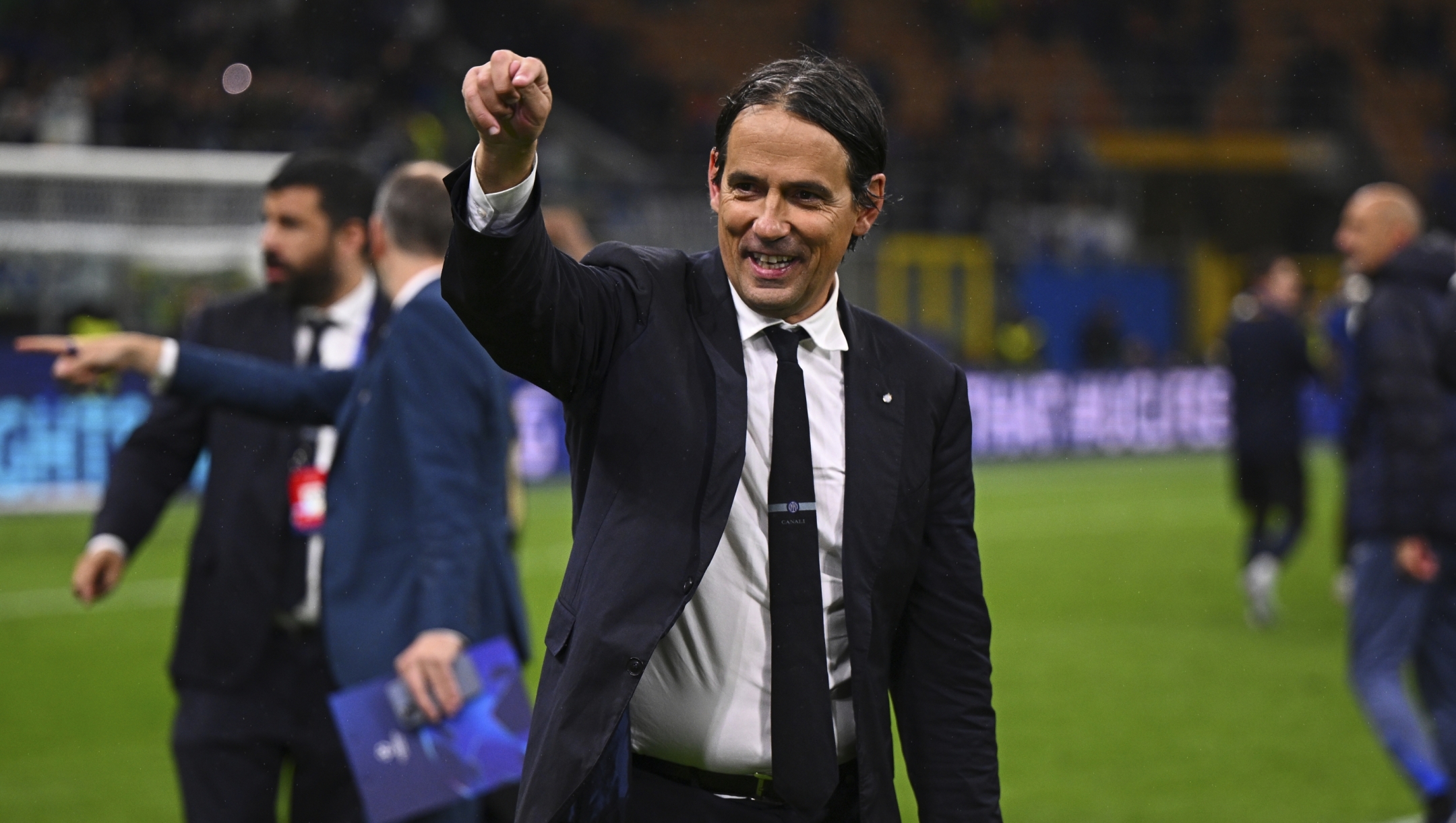 Head coach of FC Internazionale Milano Simone Inzaghi celebrates after the victory during the UEFA Champions League 2024/25 Semi Final Second Leg match between FC Internazionale Milano and FC Barcelona at Giuseppe Meazza Stadium on May 06, 2025 in Milan, Italy. (Photo by Mattia Ozbot - Inter/Inter via Getty Images)