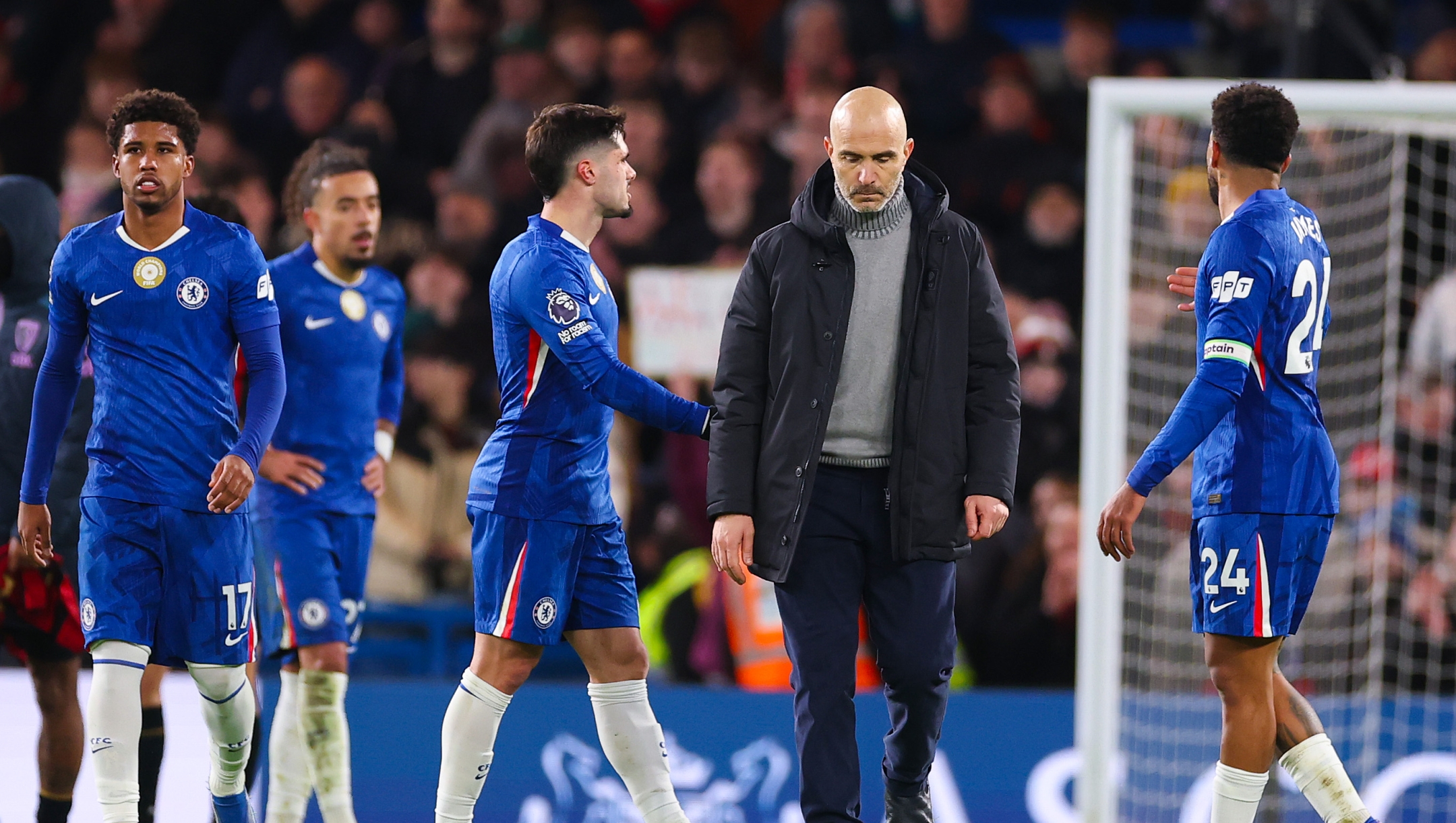  Enzo Maresca, Manager of Chelsea walks on the pitch after during the Premier League match between Chelsea and Bournemouth at Stamford Bridge on December 30, 2025 in London, England. (Photo by Warren Little/Getty Images)