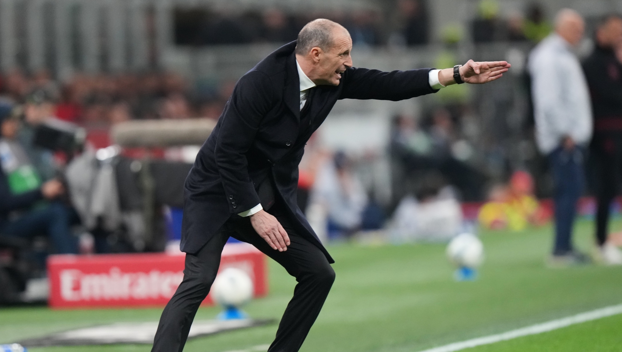 AC Milan's head coach Massimiliano Allegri gestures during the Serie A soccer match between AC Milan and Torino, in Milan, Italy, Saturday, March 21, 2026. (AP Photo/Luca Bruno)    Associated Press / LaPresse Only italy and spain