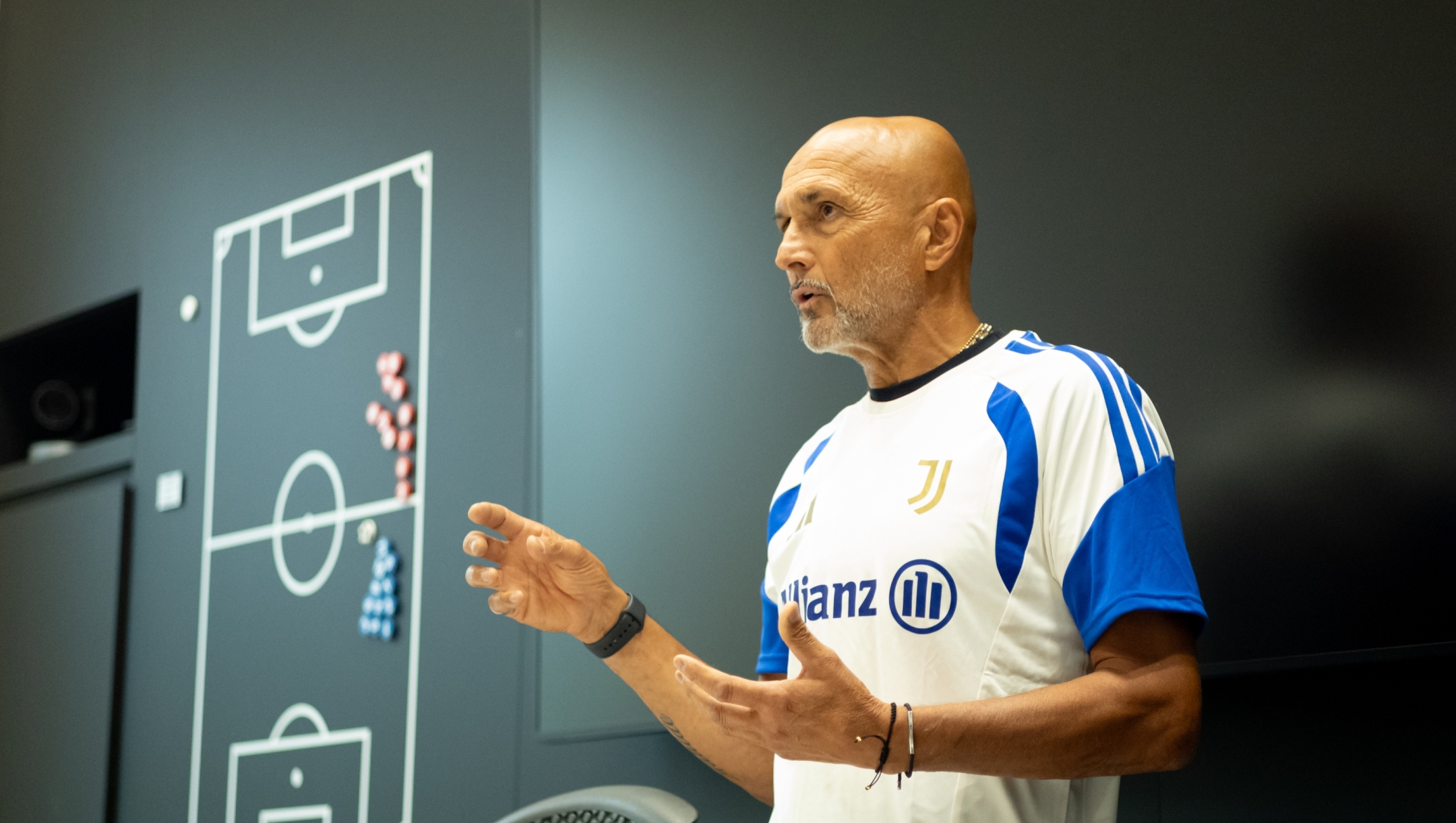  Luciano Spalletti of Juventus during a training session at JTC on July 13, 2026 in Turin, Italy. (Photo by Daniele Badolato - Juventus FC/Juventus FC via Getty Images)