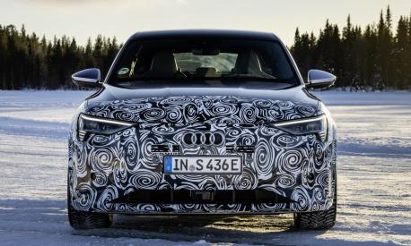 Audi Q8 etron: nuovo nome e restyling in arrivo per il maxi Suv elettrico  di Ingolstadt