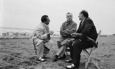 Vittorio De Sica con Moris Ergas e Roberto Rossellini a Venezia nel 1959 Ansa