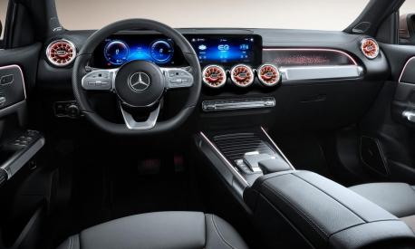 Gli interni di Mercedes Eqb 300 4Matic