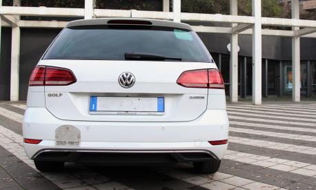 La protagonista di questa prova è la Volkswagen Golf 7 Variant con motore Tgi a metano