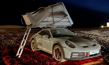 La tenda da tetto della 911 Dakar dove abbiamo dormito per questa esperienza unica