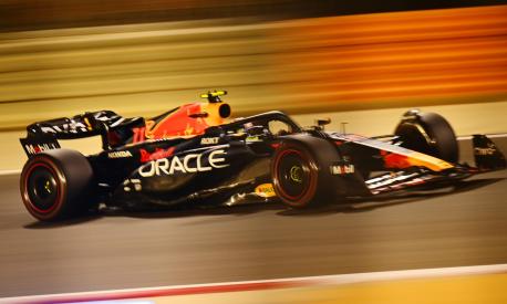 Sergio Perez il più veloce dei test in Bahrain