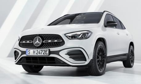 Mercedes-Benz GLA 250 e (preliminary figures: fuel consumption combined, weighted: 1.4-1.1 l/100 km; CO2 emissions combined, weighted: 31-24 g/km; electricity consumption combined, weighted: 23.8-21.1 kWh/100 km)
Information on fuel consumption, CO2 emissions, electricity consumption and range is provisional and was determined internally in accordance with the "WLTP test procedure" certification method. Neither confirmed values from an officially recognised testing organisation nor an EC type approval nor a certificate of conformity with official values are available to date.. Deviations between the data and the official values are possible.