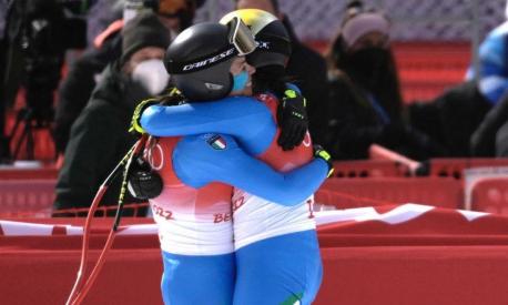 Nadia e Nicol Delago, al termine della discesa libera olimpica a Pechino 2022