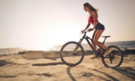 Il ciclismo è tra gli sport sconsigliati a chi soffre di vulvodinia.