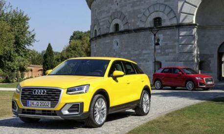 Audi Q2: dimensioni, interni, motori, prezzi e concorrenti - AutoScout24